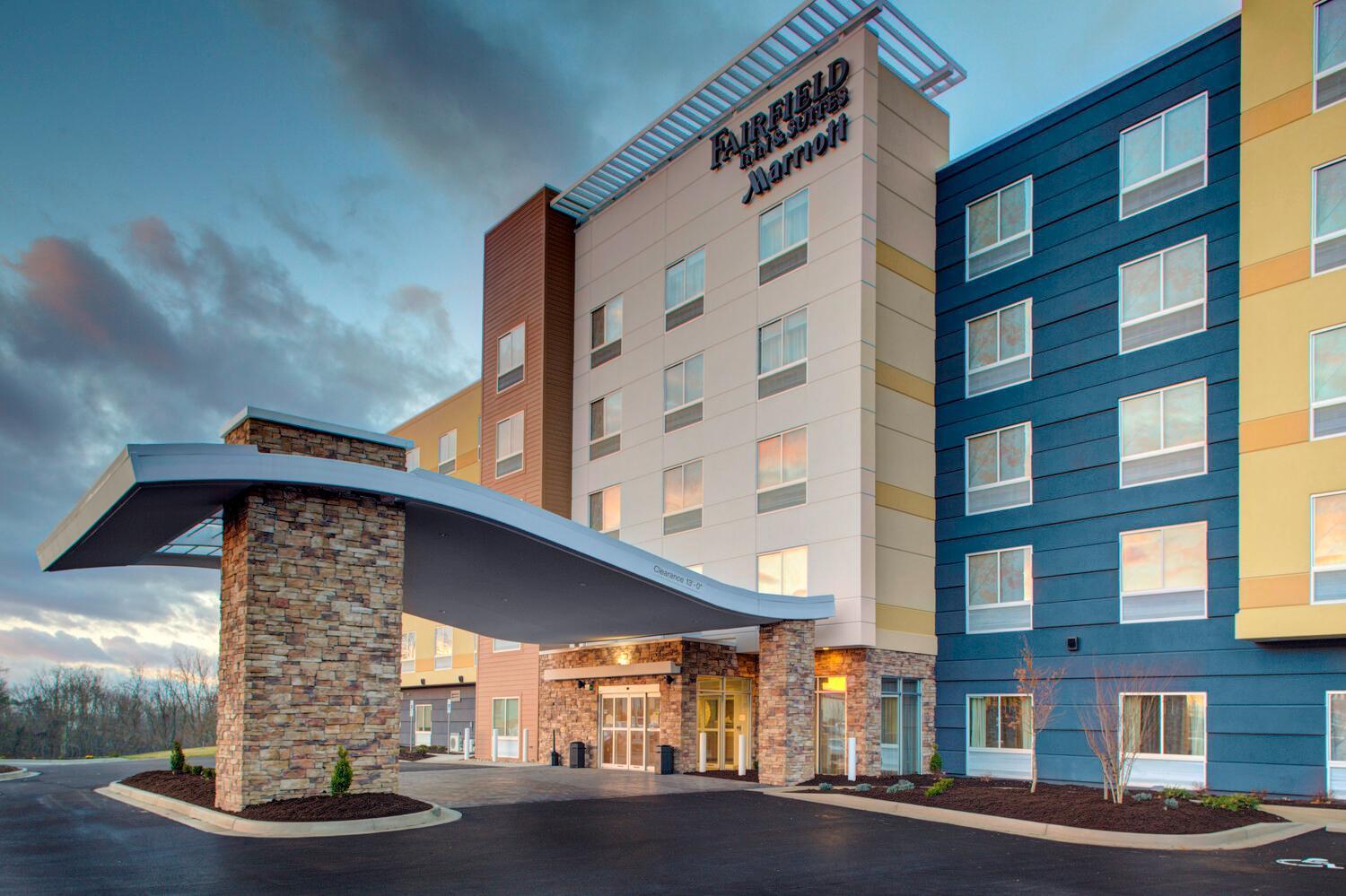 Fairfield By Marriott Inn & Suites Беклі Екстер'єр фото
